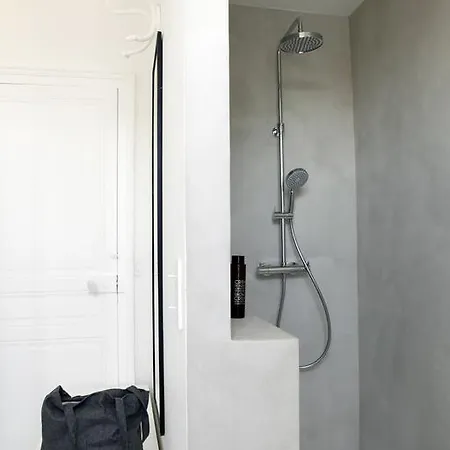 La Maison & L'atelier Guest house *