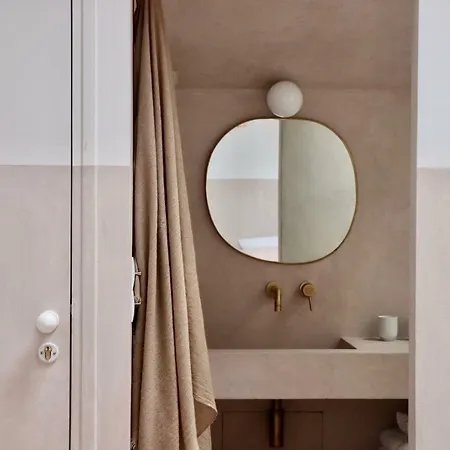 Guest house La Maison & L'atelier *
