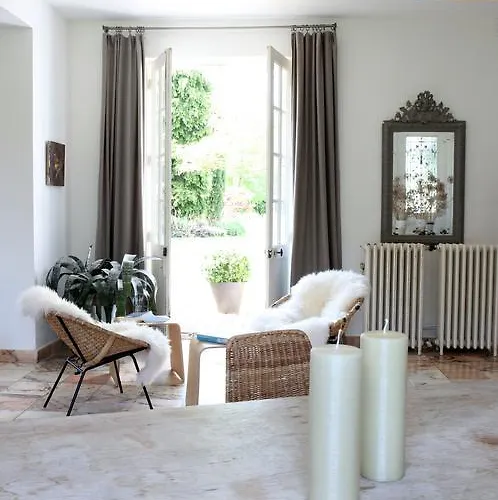 La Maison & L'atelier 3* Neuilly-en-Thelle